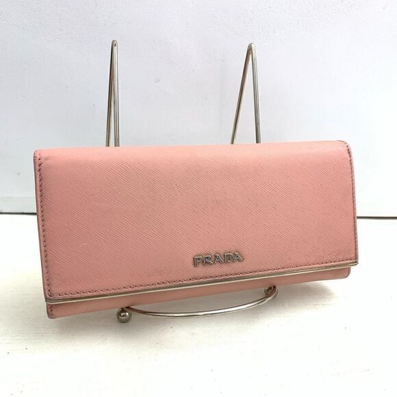 💥AUTHENTIC💥Prada Saffiano Leather Long Wallet Pink